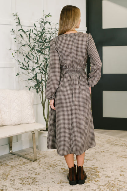 Fairytale Plot Plaid Midi Dress