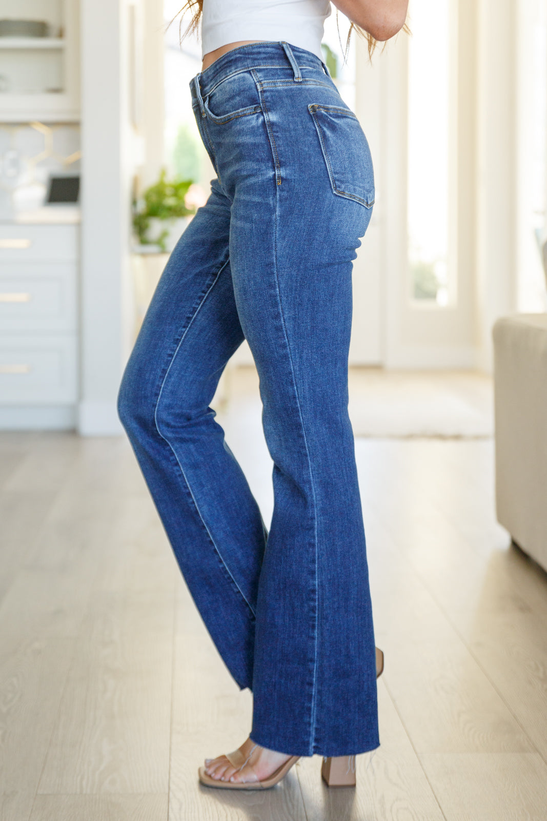 Raw hem bootcut fashion jeans