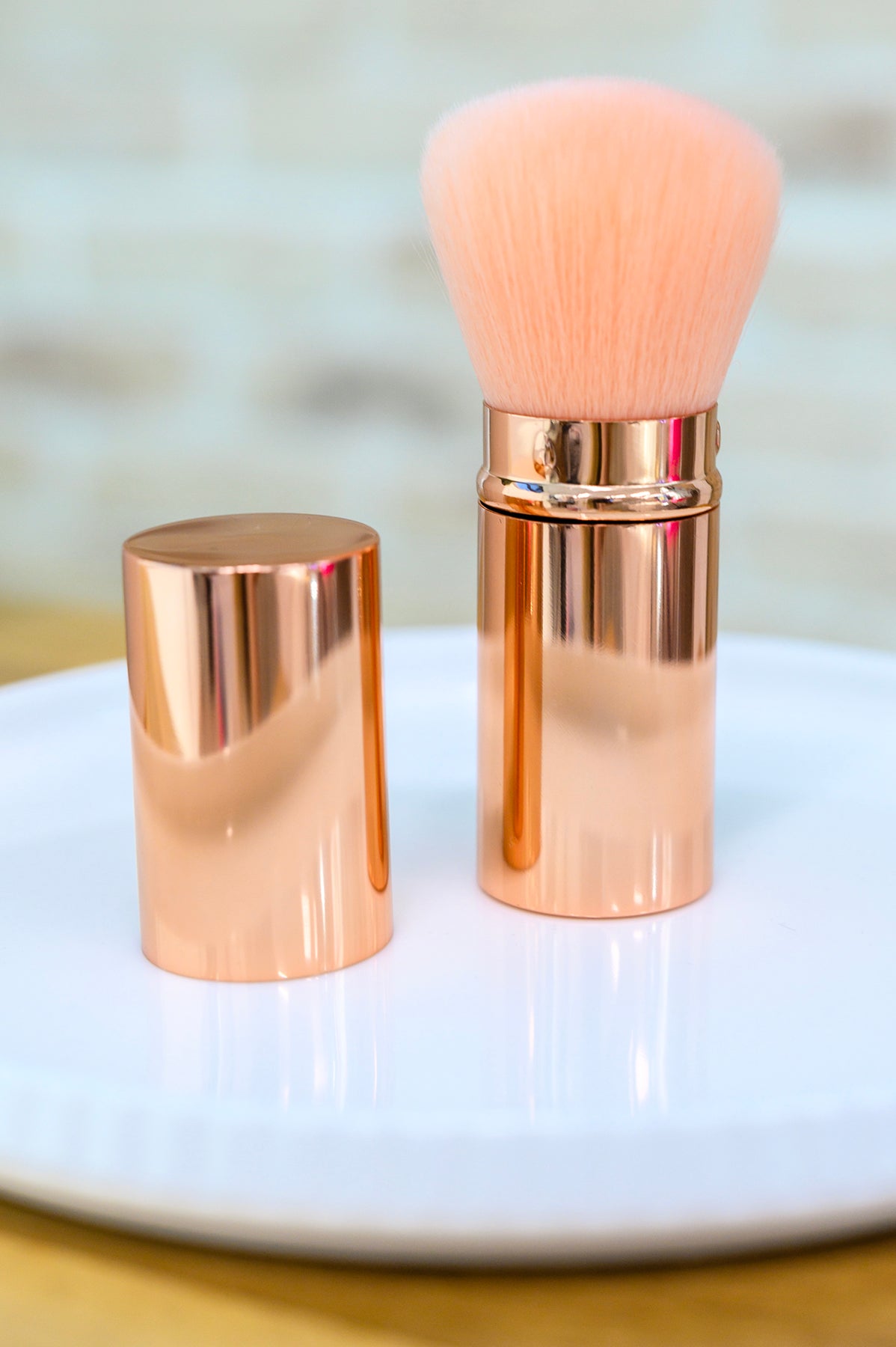 Rose Gold and Pink Telescopic Powder Brush