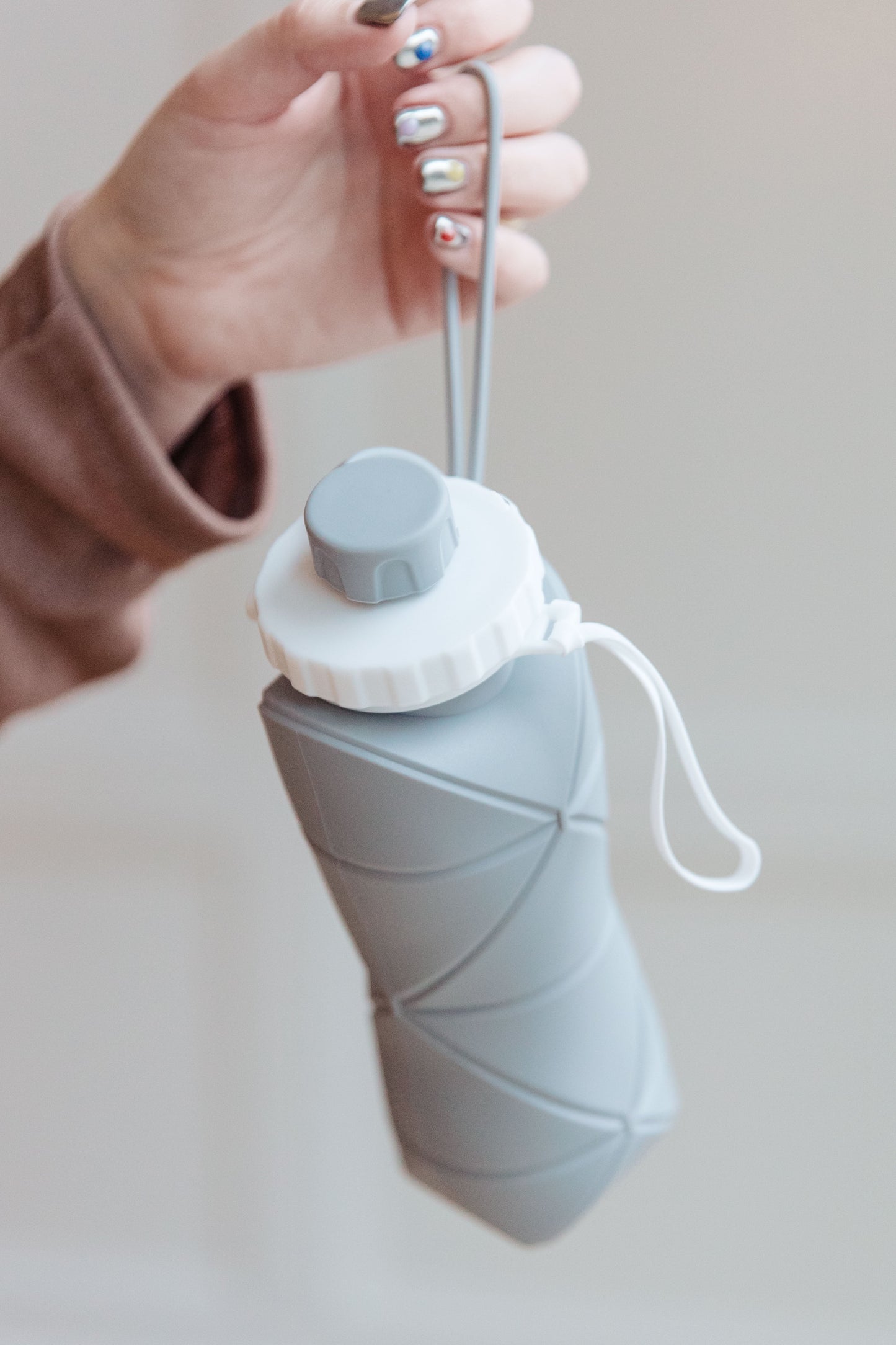 Collapsing Silicon Water Bottle in Diamond Gray